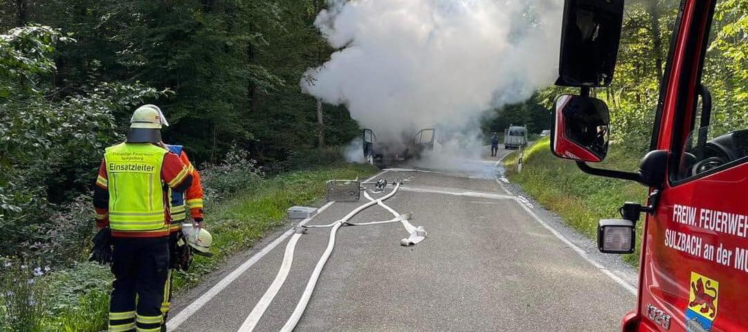 Einsatz Feuerwehr Spiegelberg - Fahrzeugbrand im Winterlautertal