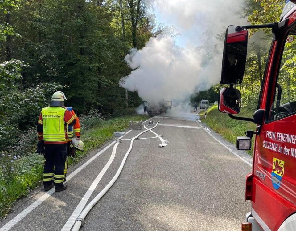 Einsatz Feuerwehr Spiegelberg - Fahrzeugbrand im Winterlautertal